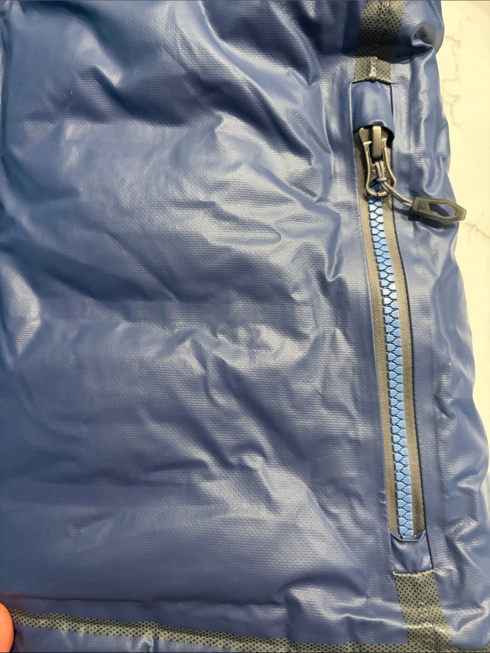 Columbia Navy Blue Ski Jacket with Faux Fur Trim Hood - Picture 3 of 9